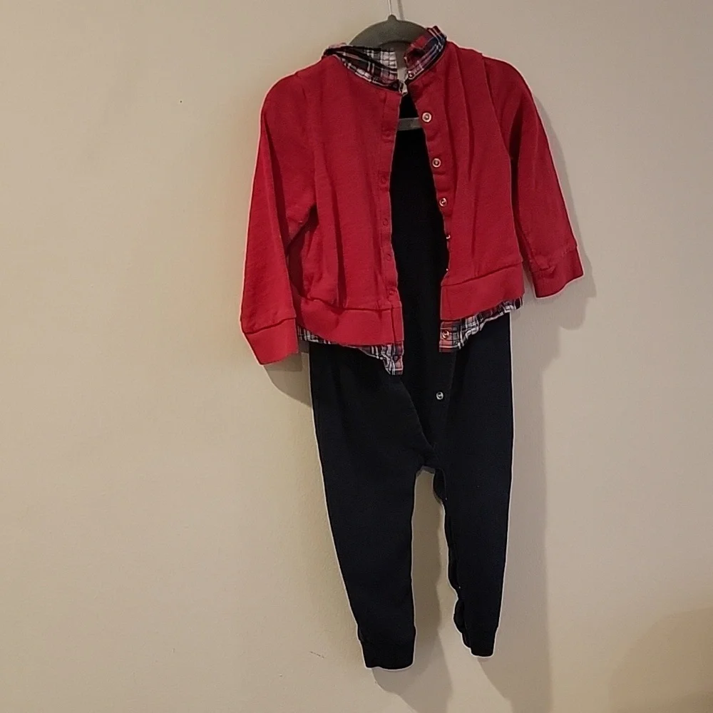Baby Gap Size 18-24 months full Christmas outfit red plaid adorable